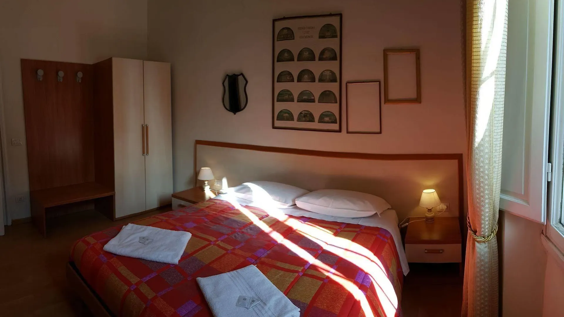 Villa Alle Rampe Florence 2*,