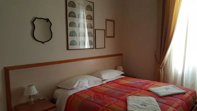 Villa Alle Rampe Florence 2*,  Italy